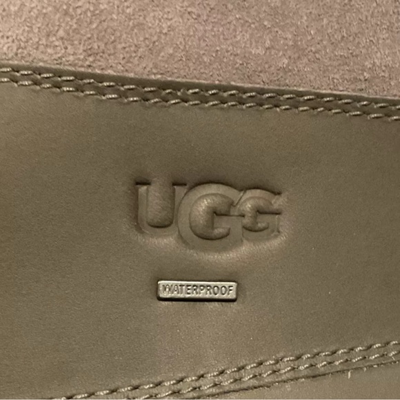 UGG Men’s Butte Boots Waterproof Grey Sz 13 NWOB - Picture 10 of 12